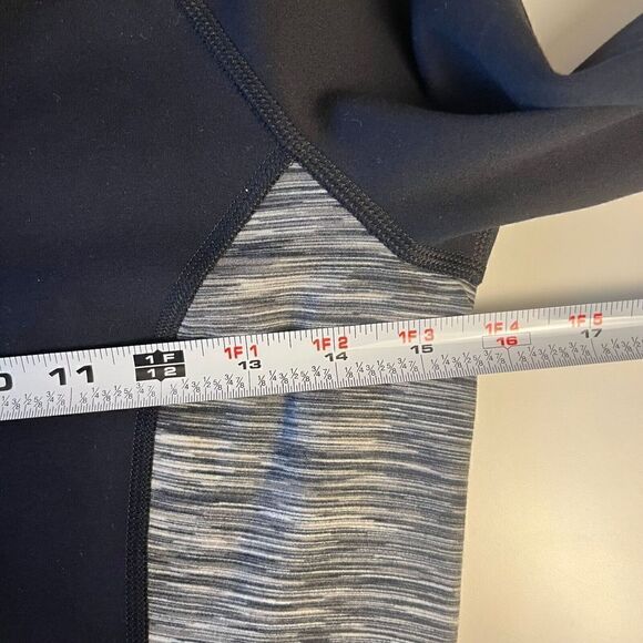 Sweaty‎ Betty British Design 1/4 Zip Black Jacket Pockets Thumbholes Size XSmall - Picture 4 of 5